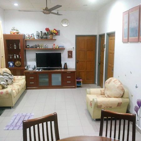 Cozy Mount Erskine Homestay George Town Exteriér fotografie